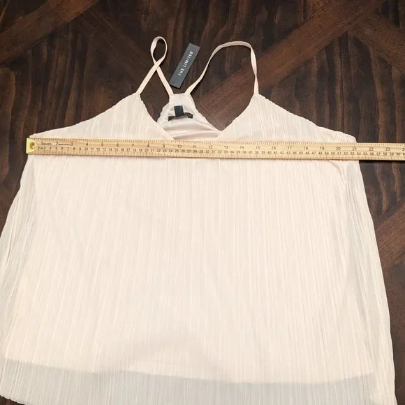 The Limited Pleated Top - Picture 2 of 6